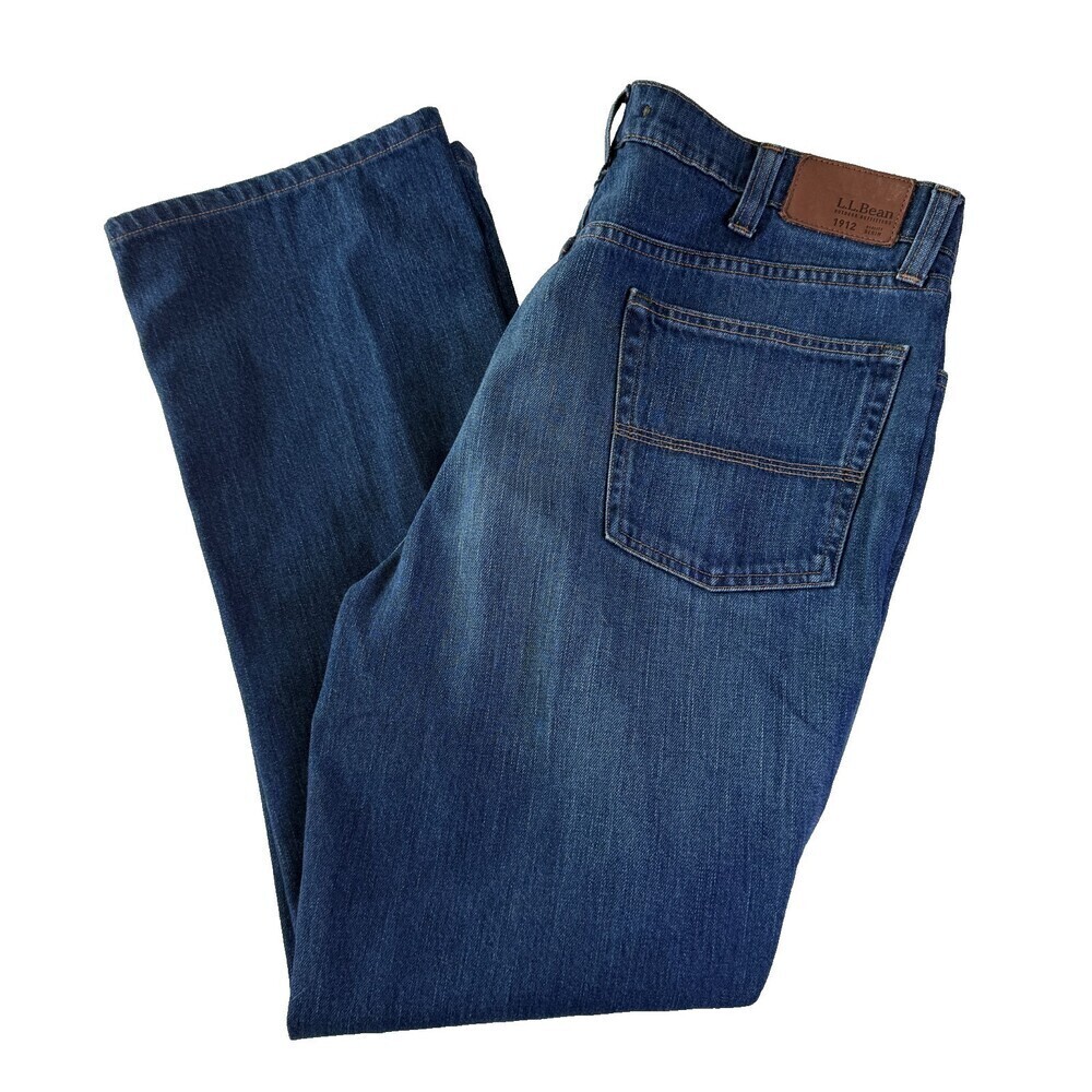 L.L. Bean Men's Jeans Sz 40x34 Classic Fit Straight Leg 100% Cotton Medium Wash